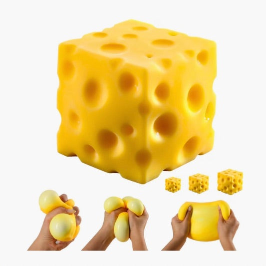 Squishy Cheese Spielzeug – weiches und quetschbares Fidget Toy im lustigen Käse-Design bei Four5